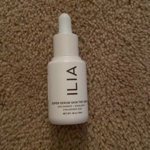 Ilia super skin tint